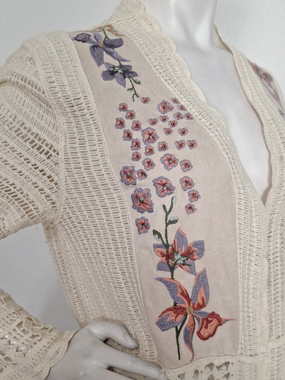 V. Christina Cream Crochet Floral Embroidered Cottagecore Open Cardigan Size L - Picture 6 of 13